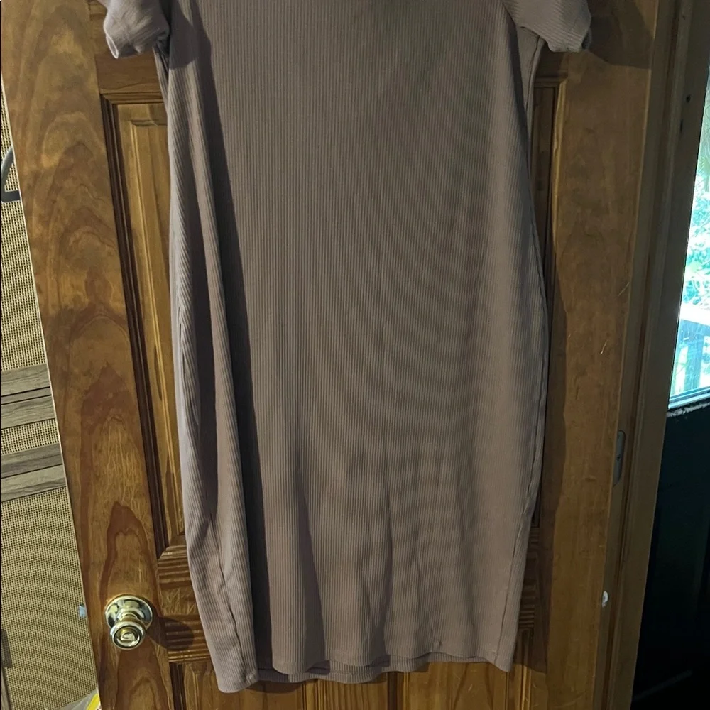 Universal Thread Ribbed Short Sleeve Dress in Taupe - Picture 5 of 5